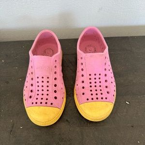 Native Kids Pink and Orange Jefferson Shoes - Size C9